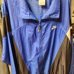 Nike Women's Blue and Black Jacket